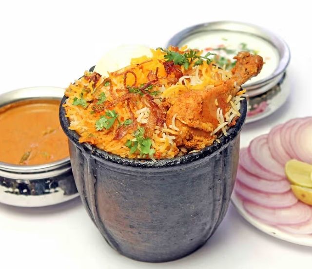 Thandaa Garam Cafe Quality Promise